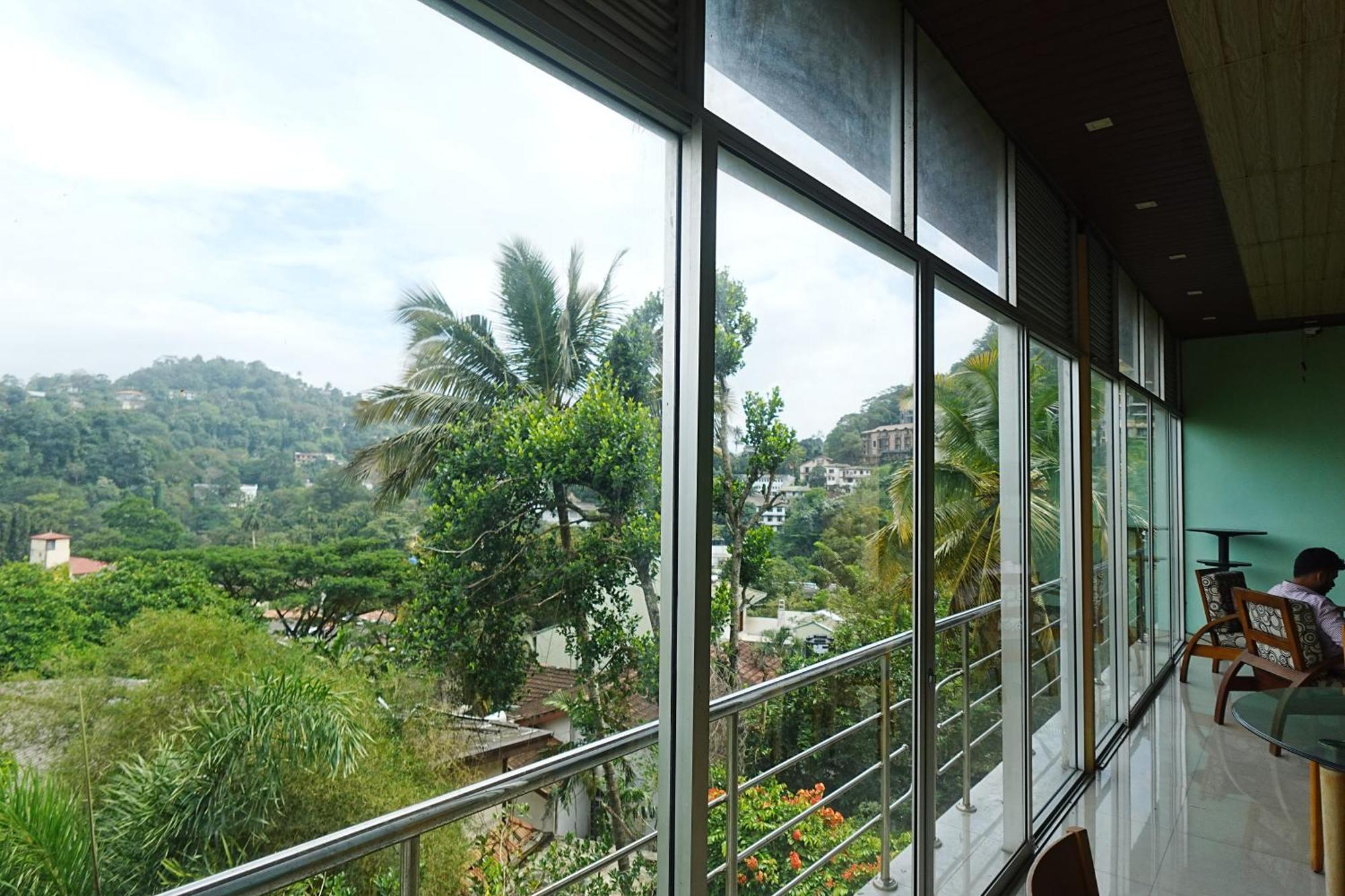Suisse View Residence كاندي المظهر الخارجي الصورة